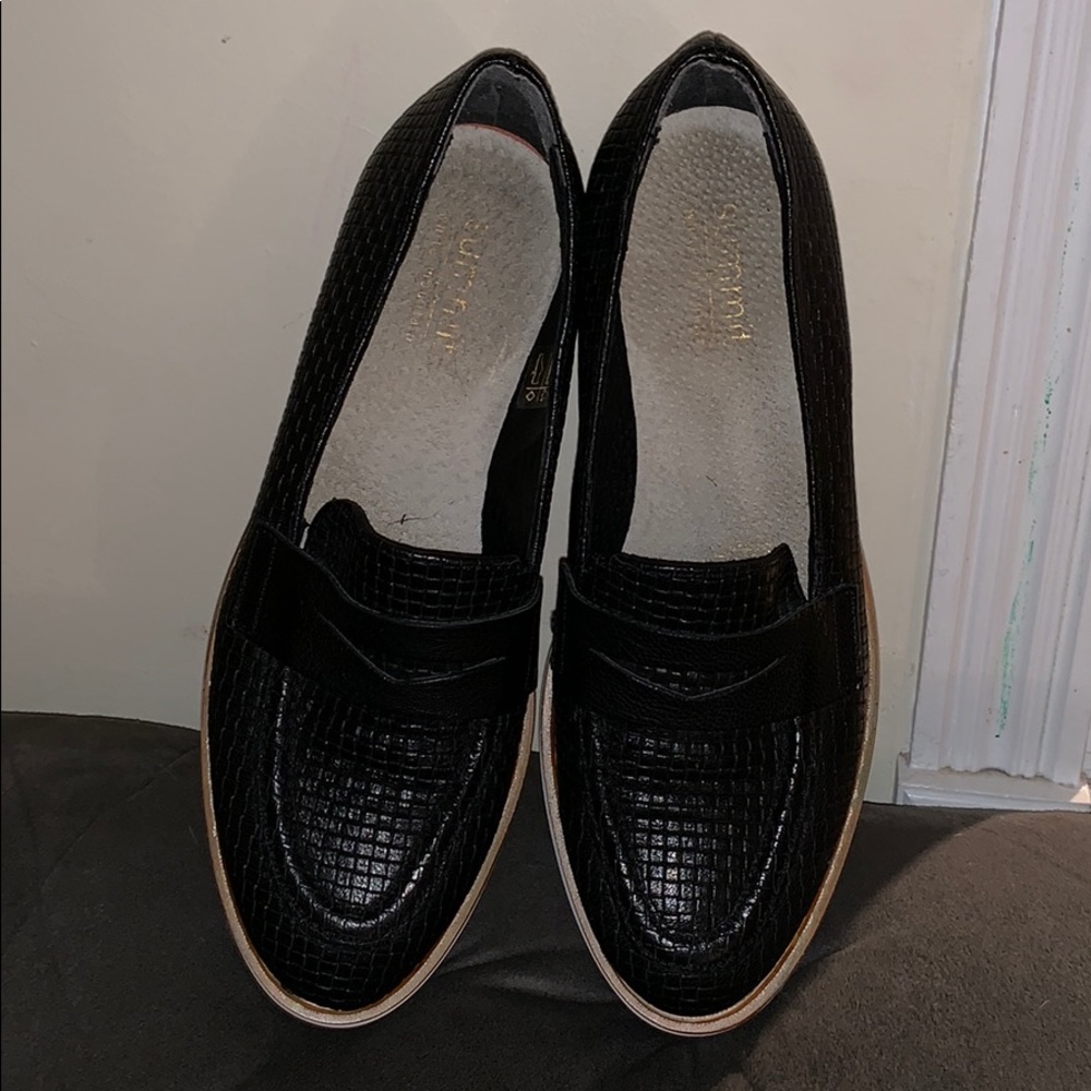 Almost new Summit Italian platform loafers